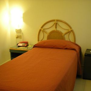 Camera con letto king size